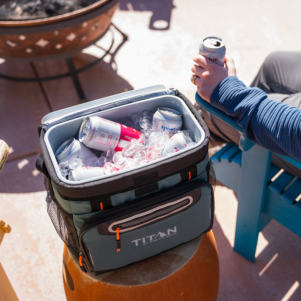 16 CAN ZIPPERLESS HARDBODY® COOLERS